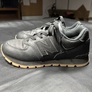 New Balance 574 Big Kids 6.5 Running Shoes Sneakers KL574G9G - Black/Gum BP